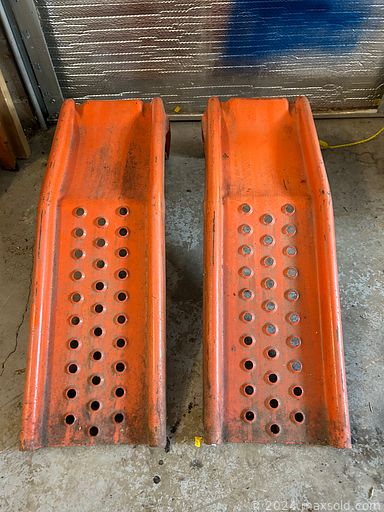 Auction 107227 (2 of 4)