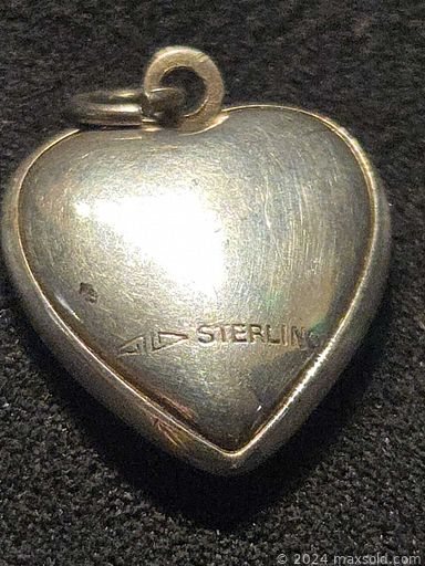 Auction 106053 (1 of 4)