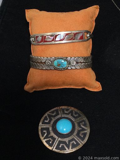 MaxSold Auction: This online auction features furniture such as a rattan rocker, Asher Benjamin Studio bookshelf, dropleaf table, paw foot antique dresser, Amisco industrial table and chairs, MCM cabinet hutch and others, Wedgwood dinnerware, nutcrackers, Lenox, Denby and other drinkware, American Girl dolls and accessories, Schleich toys, vintage Dungeons & Dragons mini figurines, Playmobil and other toys, Oculus Rift VR headset, books, baskets, podcasting equipment, Dewalt and Husky tools, Yamaha Clavinova, wall art, sculptures, electronics, fencing items, jewelry and more!