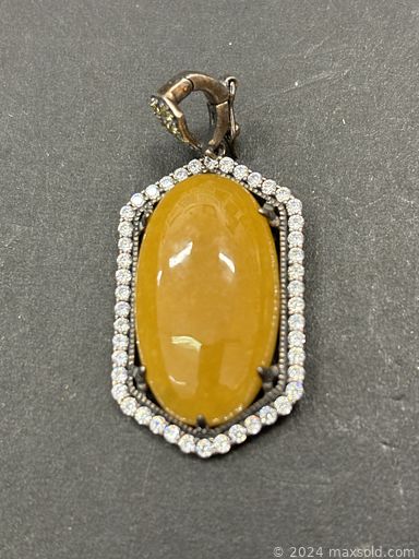 MaxSold Auction: This online auction features belt buckles, gemstone jewelry, art glass, Pandora-style bracelets, Indigenous art, Depression glass, art pottery, vintage Asian scrolls, coins, and loose gemstones such as emerald, amethyst, jasper, agate, and much, much, more!!!\n