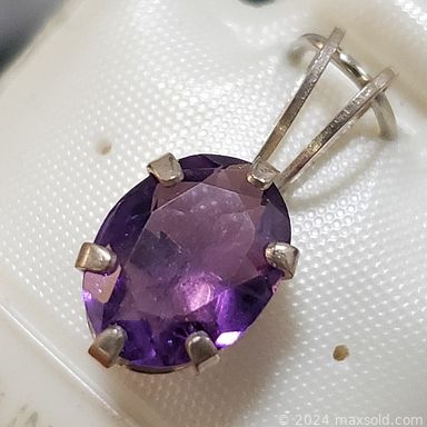 MaxSold Auction: This online auction features gold & gemstone jewelry, sterling & gemstone jewelry, sterling silver findings, loose gemstones, and much more!!