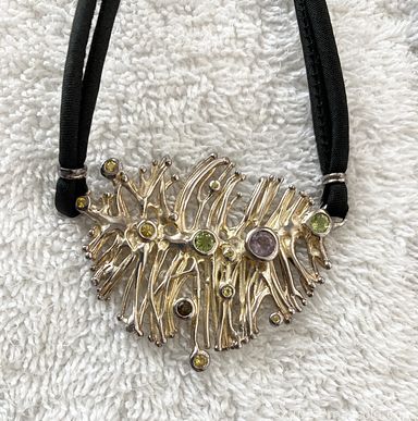 MaxSold Auction: This online auction features MCM furniture, secretary desk, sterling silver jewelry, watches, Lee Reynolds paintings, collector plates, art glass, perfume bottles, office supplies, printer, stamps, Bunnykins, fitness gear, roll top desk, Victorian room divider, cedar chest, vinyl records, small kitchen appliances, upright piano, fabric, mirrors, power & hand tools, and much more!!!