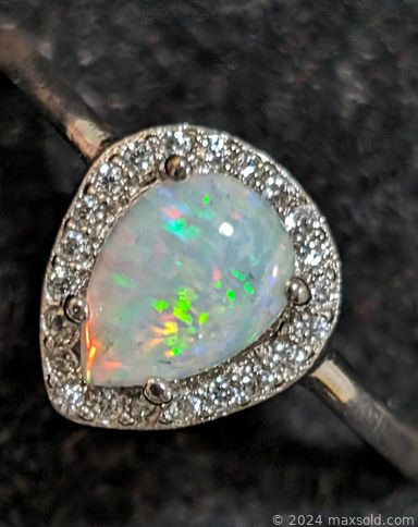 MaxSold Auction: This online auction includes jewelry such as 10k moissanite rings, 10k gold pendants, 14k diamond earrings, sterling silver and sapphire bracelets, sterling silver and amethyst earrings, labradorite, topaz, opal and much more!