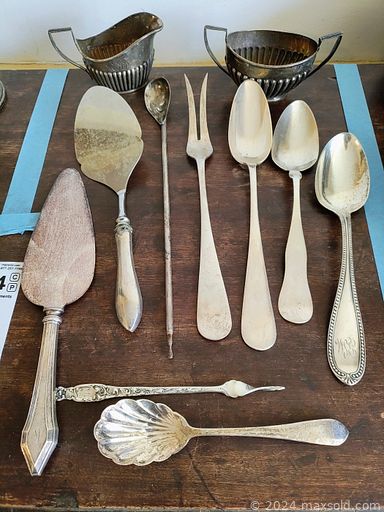 MaxSold Auction: This online auction features vintage model trains, vintage books, DVDs, CDs, college University chairs, antique mantel clock, children’s books, vinyl records,  children’s kitchen set, dollhouses, toys, antique secretary desk, vintage wooden trunk, vintage Murano table lamps, Waterford decanter, antique dining table, area rugs, BBQ grill, small kitchen appliances, pet products, TV, office supplies, wood screen, snow blower, yard tools, lawnmower, hand tools, and much, much, more!!!