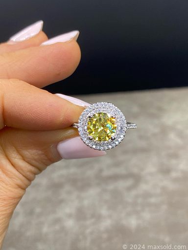 MaxSold Auction: This online auction includes jewelry such as rings, necklaces, bracelets and more!