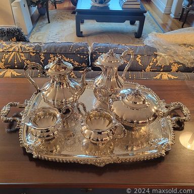 MaxSold Auction: This online auction features Art Deco ring, crystal decanters, Swarovski brooch, art books, sofa bed, vintage watches, men’s blazers, costume jewelry, bicycles, TVs, vintage snowshoes, art supplies, iMac, sewing machine, hand tools, camping gear, leaded glass art, vintage oak desk, office supplies, and much, much, more!!!