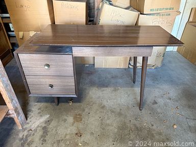 Auction 106998 (1 of 4)