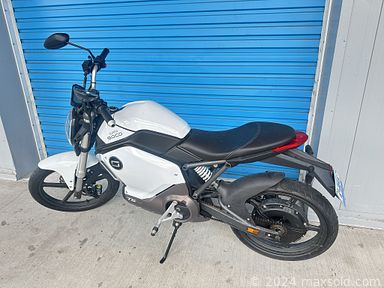 Auction 105845 (2 of 4)