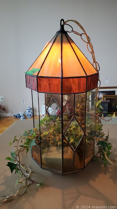 MaxSold Auction: This online auction features furniture such as a murphy bed, wicker furniture, dressers, chairs, and more, home health items, jewelry box, rugs, Kenmore sewing machine, books, kitchenware, Christmas decor, wall art, swag lamp, pewter, Delftware, Royal Doulton, coats and more!