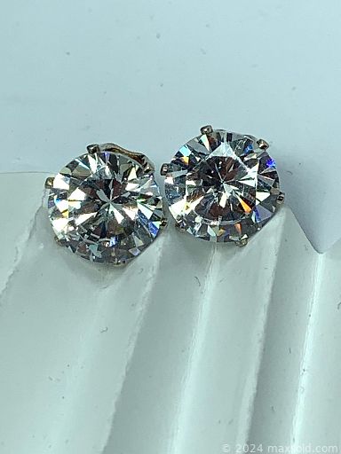 Auction 106752 (1 of 4)