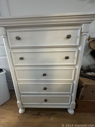 Auction 106201 (1 of 4)