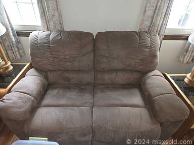 Auction 110420 (2 of 4)