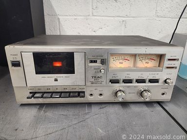 MaxSold Auction: This online auction includes Xbox controllers, M&M dispensers,  lamps, art books, bicycle, wet vac, paint, Veritas sewing machine, clock, Nintendo NES console, Xbox 360, speakers, Samsung Gear VR, electronics, computer cases, small kitchen appliances, typewriter, Garmin GPS, toys, golf clubs, wood hangers and many more!