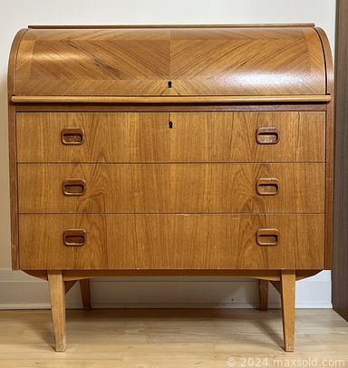 Auction 97273 (2 of 4)