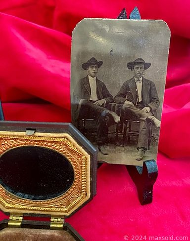 MaxSold Auction: This online auction features antique copperware, sterling silver, furniture such as Swaim Furniture coffee table, antique washstand, dining table with chairs, and trestle table, Ross women’s bicycle, area rugs, hardware, camping gear, Yamaha stereo, lamps and much more!