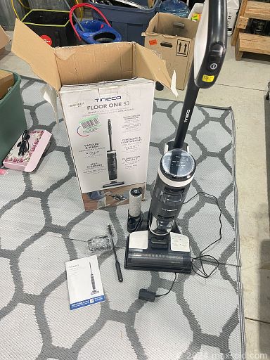 Auction 103697 (1 of 4)