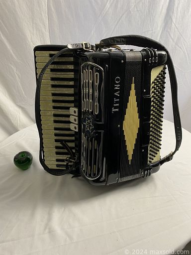 MaxSold Auction: This online auction features 18k diamond engagement ring, sterling silver, collector coins, original paintings, sterling flatware sets, Aynsley china, crystal ware, Royal Doulton, costume jewelry, walnut draw leaf table, oak dining table, burled walnut chest, day bed, Titano vintage accordion and much more!