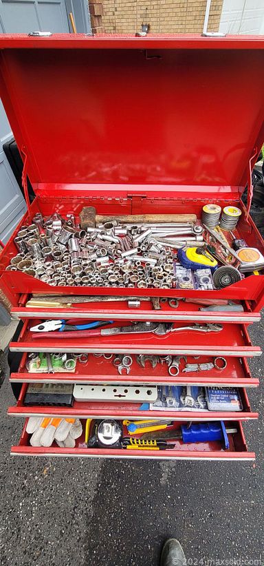 MaxSold Auction: This online auction features power & hand tools, street sign, vintage tools, pressure washer, trolley jacks, air compressors, plastic totes, antique steamer trunk, snow plow, grinding & cutting discs, and more!\n