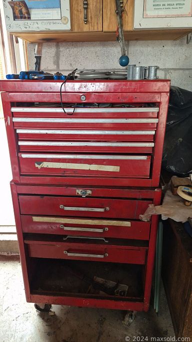 MaxSold Auction: This online auction features marble top tables, antique statement lamps, sewing machine, blue/white Myott plates, Capodimonte espresso set, small kitchen appliances, desk & chair, TV, vintage steamer trunk, ladders, garden tools, rolling tool cabinet, power & hand tools, air compressor, hoist, Italian comics, vinyl records, table lighter, and more!