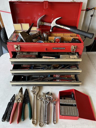 MaxSold Auction: This online auction features sports trading cards, Marvel trading cards, art glass, vintage marbles, vintage video game systems & games, power & hand tools, vintage leather kits, and much, much, more!!!