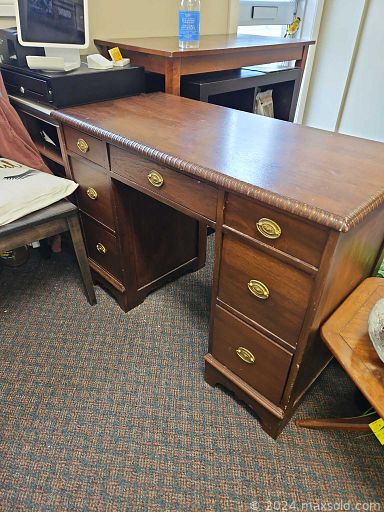 Auction 113290 (1 of 4)