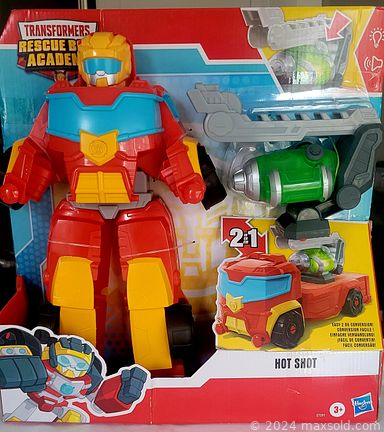 MaxSold Auction: This online auction features fine china, Christmas decor, new items such as table lamps and bedding, glassware, children’s toys, vintage kitchenware, vinyl records and much more!