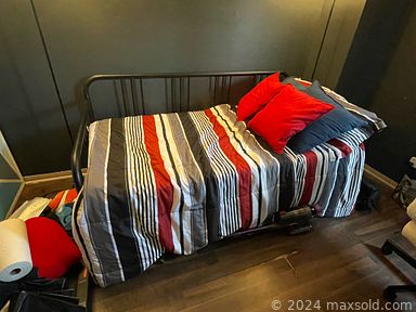 Auction 110621 (1 of 4)