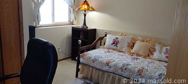 Auction 113792 (2 of 4)