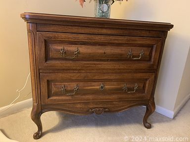 MaxSold Auction: This online auction features MCM bar cart, antique secretary desk beer steins, vintage decanters, vintage jewelry, vintage pyrex, copper molds, small kitchen appliances, exercise equipment, board games, art glass, vintage Haviland Limoges ornaments, Michigan Wolverines collectibles, Douglas Andrews art prints, Williraye Studio collectibles, Lizzie High collectible dolls, studio pottery and much more!