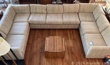 MaxSold Auction: This online auction features U-Shaped Sectional, Side Tables, Floor Lamp, Chili Pepper Collection, Wood Console Table, Wood Barstools, Racks, Wooden Bookcase, Books, Decorative Busts, Clock, Statues, Pottery, Candles, Tray, Bowl, Barometer, Craft Table, Chair, Paint Accessories, Quilt Display Holders and much more!