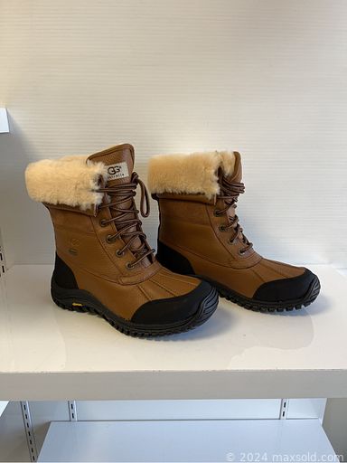 MaxSold Auction: This online auction includes men’s and women’s shoes and boots, boot shapers and more!