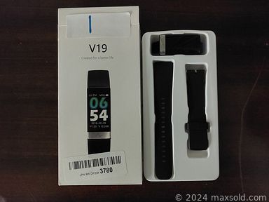 MaxSold Auction: This online auction features wireless earbuds, smart watches, drones, heated gloves, fitness trackers and much more!