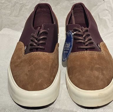 Auction 106030 (2 of 4)