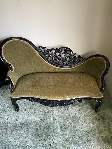 Auction 111280 (1 of 4)