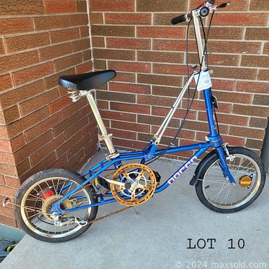 MaxSold Auction: This online auction features vintage Pyrex, cowboy boot figurine collection, vintage folding bikes, area rug, office supplies, jewelry, vintage lederhosen, Singer sewing machines, insulators, vintage pottery, vintage toys, vintage books, vintage glass ornaments, steel wine barrel rings, antique tube radio, Irish dance shoes, Legos, teacup/saucer sets, vinyl records, laser discs and much more!