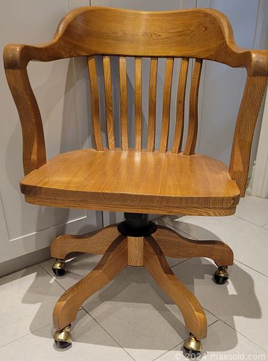 MaxSold Auction: This online auction features vintage fine china, vintage hat pins, new cosmetics, new patio chair cushions, vintage side chair, marquetry table, costume jewelry, glassware, art glass and much more!