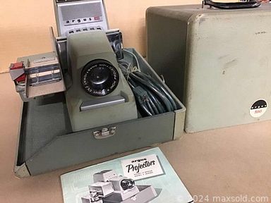 MaxSold Auction: This online auction features vintage video discs, DVDs, Lps, die-cast, vintage camera and lens, movie posters, Bosson heads, Heroclix figures, dice, storage cases, belts, comic books, Marilyn Monroe and other books, Wayne Gretzky cards, Magic the Gathering cards, Panasonic walkman and much more!