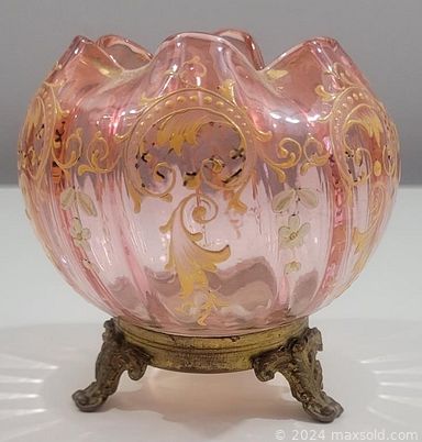 MaxSold Auction: This online auction features vintage scarves, art glass, depression glass, vintage bone china floral, Empress by Adams china, Toby jugs, perfume bottle, cranberry glass, teacup/saucer sets, handbags, hats, vintage costume jewelry, new beauty products, Holly Hobbie collectors plates and much more!