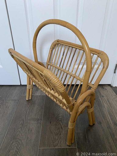 MaxSold Auction: This online auction features vinyl LPs, Lavotantik bone china tea set, Art of Dining Van Gogh demitasse cups, espresso cups and other serving ware, decorative prints, lithographs, bamboo magazine rack, floor mirror, cast iron lanterns, ceramic planter, Royal Albert shakers, opal oil lamp fonts, Blue Mountain pottery, ceramic figurines, Beatles puzzles, sculptures, arch mirror, vintage Lladro, vintage rotary phones, snow-claw snowshoes, Royal Doulton figures, brass items, MCM Brutalist wall clock and much more!