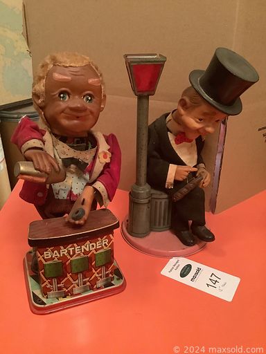 MaxSold Auction: This online auction features furniture such as a dresser, nightstands, bedframe, tables, desks, chairs, sofa, wicker shelf, tool chests and others, speakers, TV, Sony Blu Ray and other electronics, wall art, Blue Mountain pottery, decor, lamps, silverplate, kitchenware, small kitchen appliances, Wedgwood, office supplies, aquarium, cleaning supplies, linens, bathroom decor, kimonos, costume jewelry, cameras, vintage Singer sewing machine, Pfaff sewing machine, lighting, tools, seasonal decor, records, Wurlitzer jukebox, rotary lawnmowers and other yard tools, stepladder, sports chains, Dunlop snow tires, chest freezer and much more!