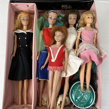 MaxSold Auction: This online auction features coffee mugs, beanie babies,  plush toys,  action figures, Star Wars figures, Clix game figures, toy weapons, vintage toy, vintage Barbie dolls, Pez dispensers, star wars collection, signed baseball, vintage game, building set, Disney toys, glassware, classic Barbie heirloom ornaments set, golf balls, Blue Jays collection, vintage renaissance chessmen and much much more.