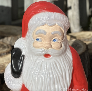 MaxSold Auction: This online auction features art glass, spaghetti lamps, sleigh & snow shadow box, vintage ornaments, Venetian ball mask, vintage ceramic Christmas trees, vinyl records, vintage bar stools, Pyrex glass pots, wicker headboard, vintage biscuit jar, art pottery, vintage hand knit sweaters, souvenir collection, vintage toys, and much, much, more!!!