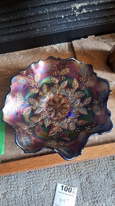 MaxSold Auction: Giftcraft figurines, vinyl records, vintage books, retro lamps, sofa bed, teacup/saucer sets, collector spoons, Carnival glass, oil lamps, home health aids, plant pots, sewing machines, miniature figurines, art glass, vintage tins, art pottery, small kitchen appliances, games, office supplies, printer, wheelchair, cedar chest, perfume bottles, men’s & women’s clothing, fabric, electronic keyboards, stereo components, power & hand tools, camping gear, fishing gear, skis, garden tools, lawnmower, compressor, and much, much, more!!!