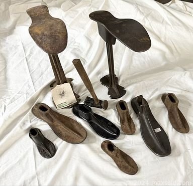 MaxSold Auction: This online auction features vintage cast iron cobbler set, art glass, TVs, Hisashi Otsuka art, Yamaha keyboard, Roseville pottery, antique Foo Dog, Carnival glass, cast iron banks, cedar chest, vintage drafting table, vintage toys, antique typewriter, video games, vinyl records, Star Wars collectibles, power & hand tools, costume jewelry, garden art, collector spoons, yard tools, sewing machines, art supplies, wheelchair, beer steins, thimble collection, and much, much, more!!!,