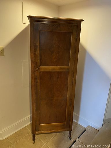 Auction 106930 (1 of 4)