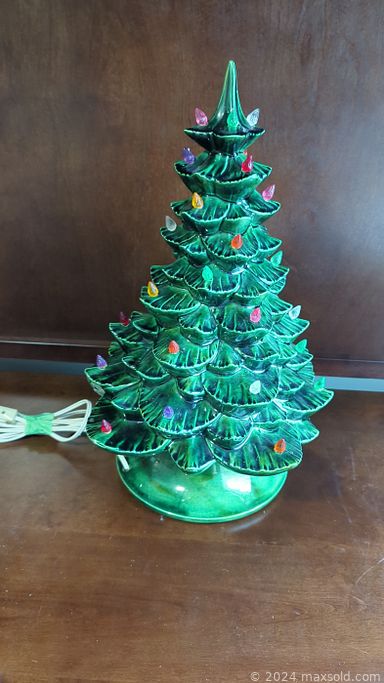 MaxSold Auction: This online auction features scarves/shawls, MCM table lamps, teak furniture, vintage cedar chest, costume jewelry, sofa bed, desks & chair, stained glass lamp, fitness gear, vintage tins, small kitchen appliances, Jim Shore figures, area rugs, art pottery, Cranberry glass, origami, Evesham, teacup/saucer sets, patio furniture, chest freezer, power tool, antique mantle clocks, and much more!