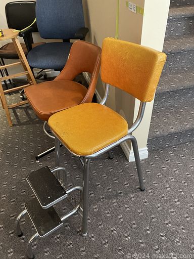 MaxSold Auction: This auction features Lazyboy Reclining Seating, Tables,  Power Tools, CDs, DVDs, VHS, Garden Decor, Golf Clubs, Books, Paperbacks, Barware,   Luggage, Pottery, Toys and Games, Office Supplies, Bakeware, Household Electronics, Sewing Supplies, Home Decor, Cleaning Supplies, Clothing, Boating Items, and Much,  Much More!