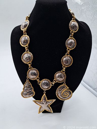 MaxSold Auction: This online auction features small kitchen appliances, cast iron shoe molds, chainsaw, camping gear, scratch-art drawings, Christmas village & musical display, Royal Doulton figurine, art glass, costume jewellery, yard art, yard tools, Casio keyboard, lawnmower, power tools, antique brooch, child’s violin, sterling silver jewellery, art glass, gold panning equipment, vintage clothing, teacup/saucer sets, cameras, silk scarves, sports trading cards, and much, much, more!!!