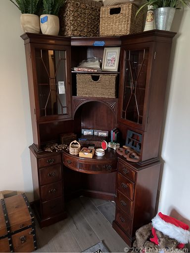 MaxSold Auction: This online auction includes furniture such as an oak hutch, La-Z-Boy recliners, side tables, electric leather reclining sofa, queen bed, stools, tool chests, shelving units, Barrister bookcase and others, seasonal decor, kitchenware, small kitchen appliances, antique Singer sewing machine, pet supplies, crates, Worx pressure washer, yard tools, garden decor, plastic storage, accessories, Boyd’s, Jim Shore, Cats Meow and other figures, office supplies, seated elliptical, Longaberger baskets, grandfather clock, train sets and many more!