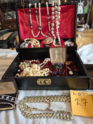 Auction 115324 (1 of 4)